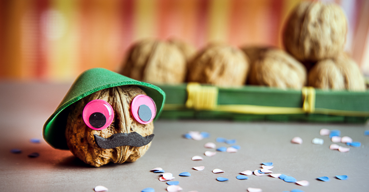 Segnaposto creato con le noci | Place card made with walnuts